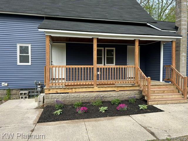 2819 Ravenswood Road, Port Huron, MI 48060 — Photo 31