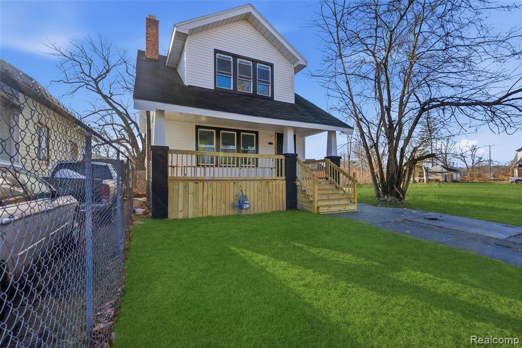 517 W Hollywood, Highland Park, MI 48203 — front exterior