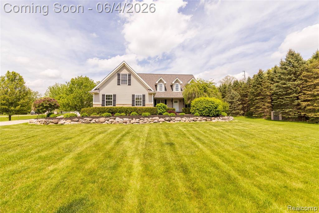 12621 Golden Oaks Drive, Milford, MI 48380 — Photo 22