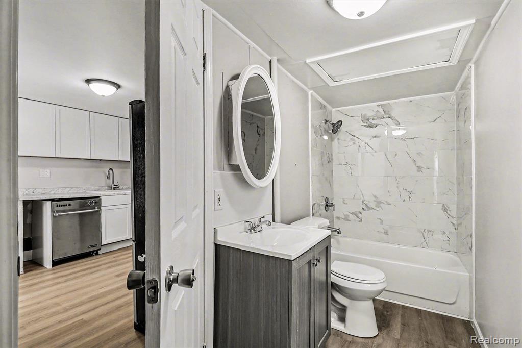 714 W 8TH Street, Monroe, MI 48161 — Photo 11