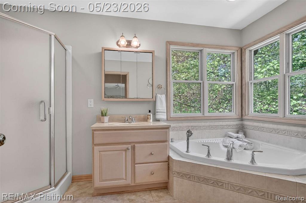 59360 Foxpointe Lane, South Lyon, MI 48178 — Photo 23