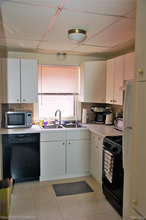 690 E LINCOLN Street, Birmingham, MI 48009 — Photo 6