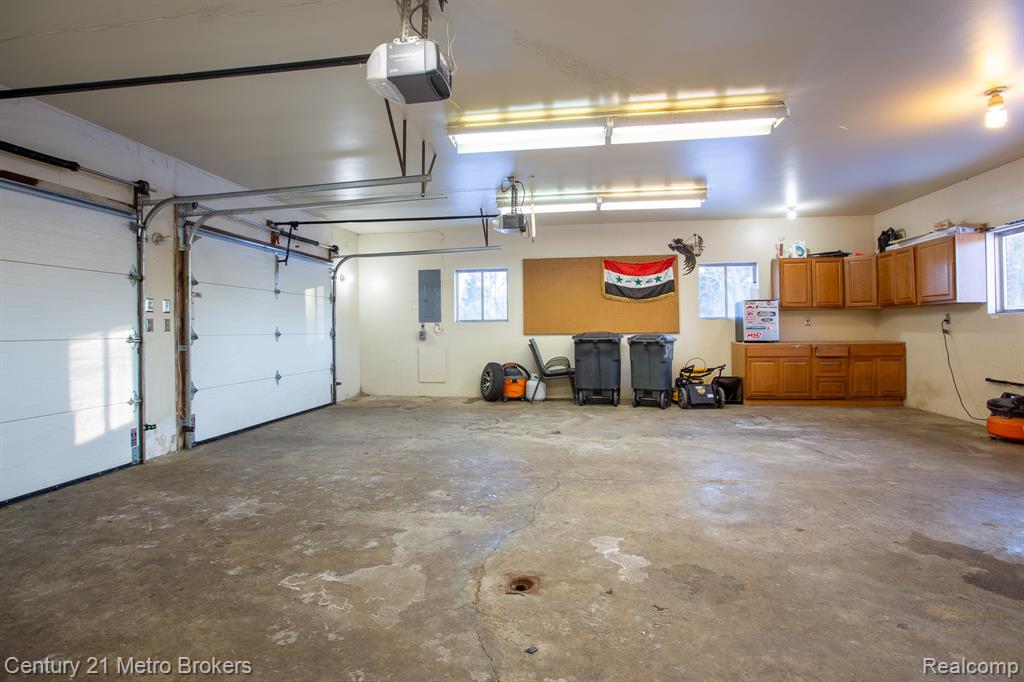 2227 N Baxter Road, Davison, MI 48423 — Photo 37