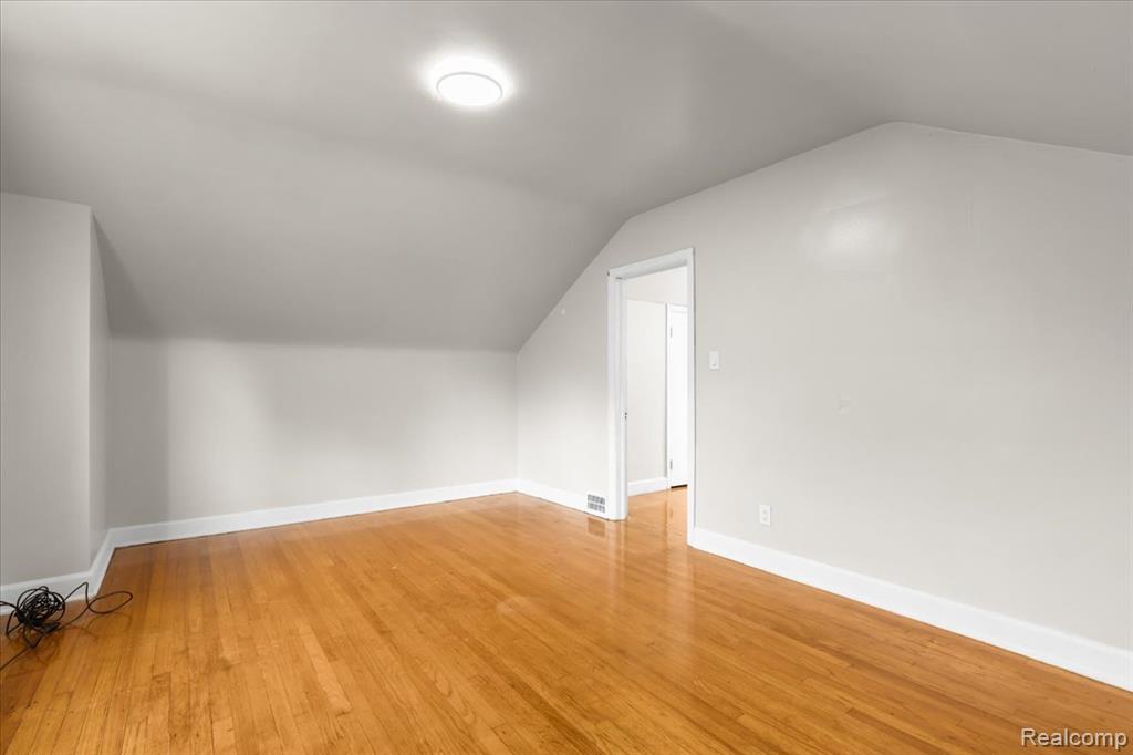 11110 Wayburn Street, Grosse Pointe, MI 48224 — Photo 16