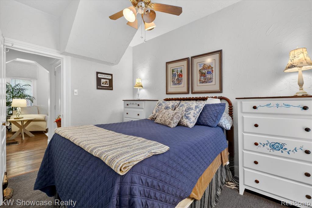 323 Franklin Street, Milford, MI 48381 — Photo 30