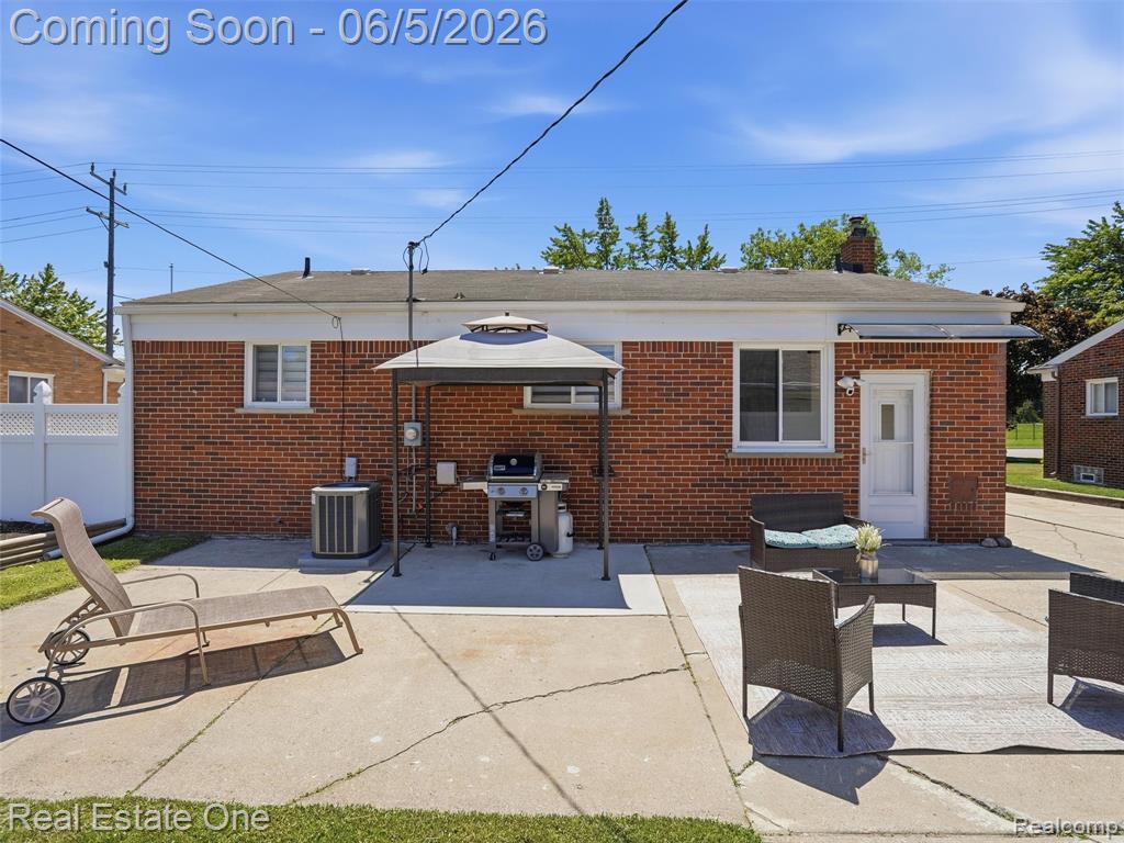 4603 E 13 Mile Road, Warren, MI 48092 — Photo 30