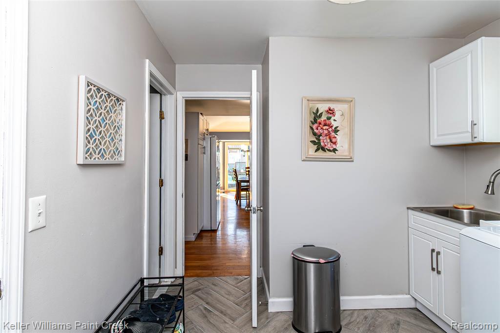 35452 Saint Clair Drive, New Baltimore, MI 48047 — Photo 32