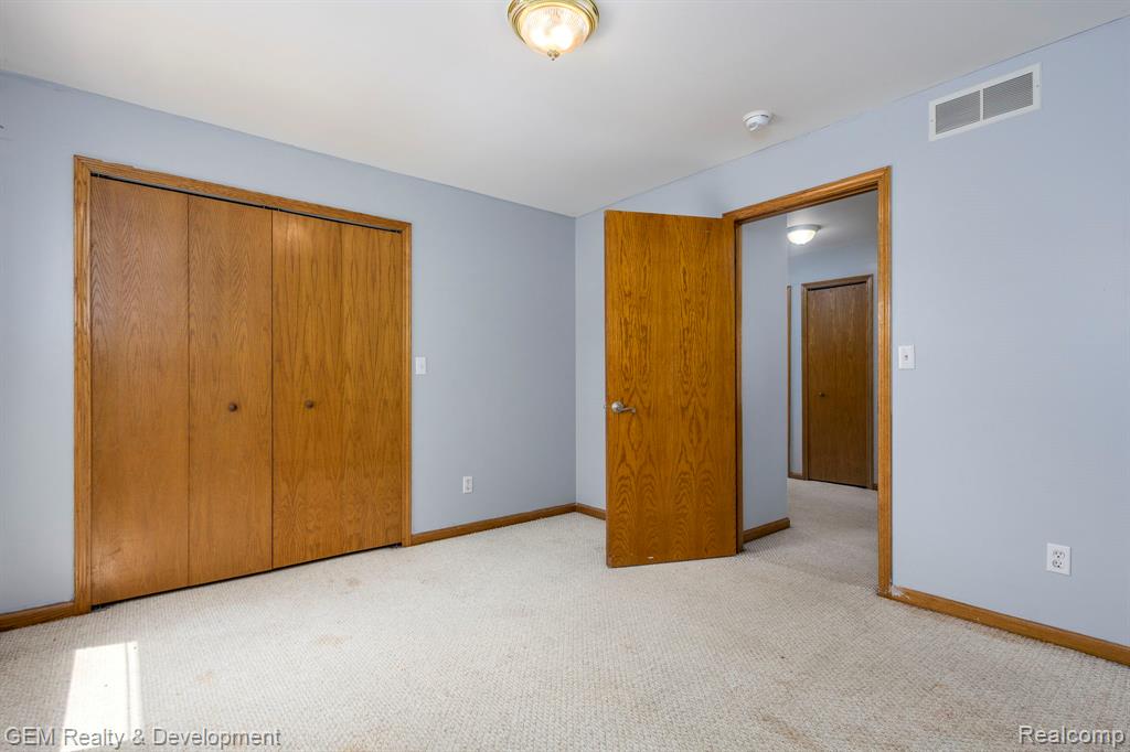 422 Clinton Street, Wyandotte, MI 48192 — Photo 21