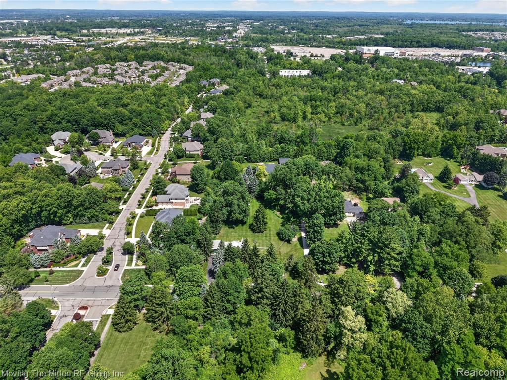 46800 W 11 Mile Road, Novi, MI — Photo 49