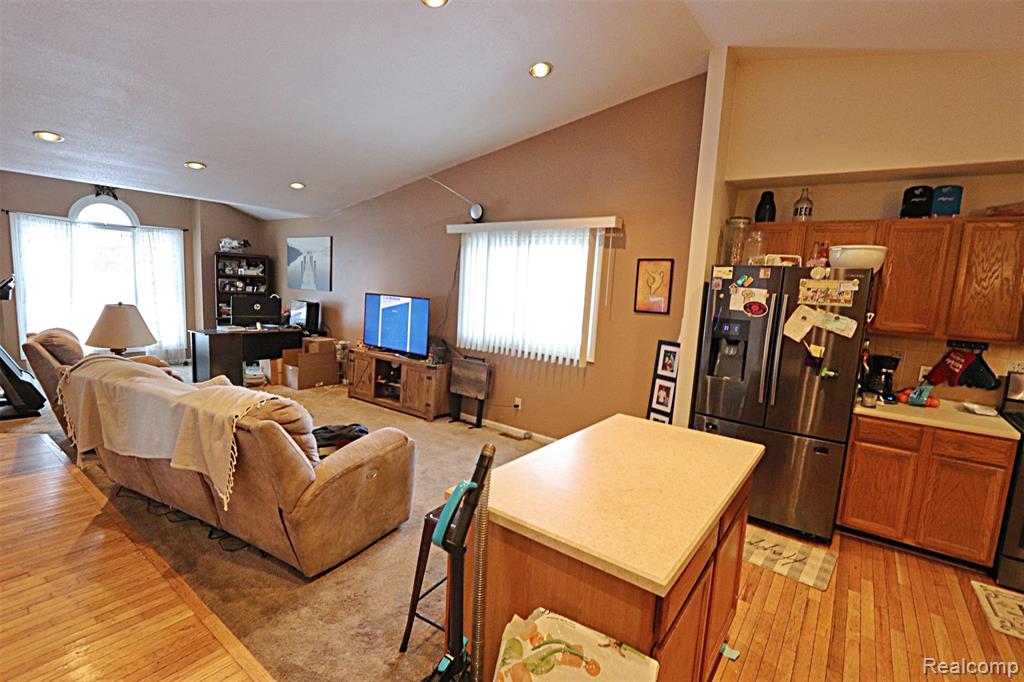 31657 Sibley Road, New Boston, MI 48164 — Photo 18