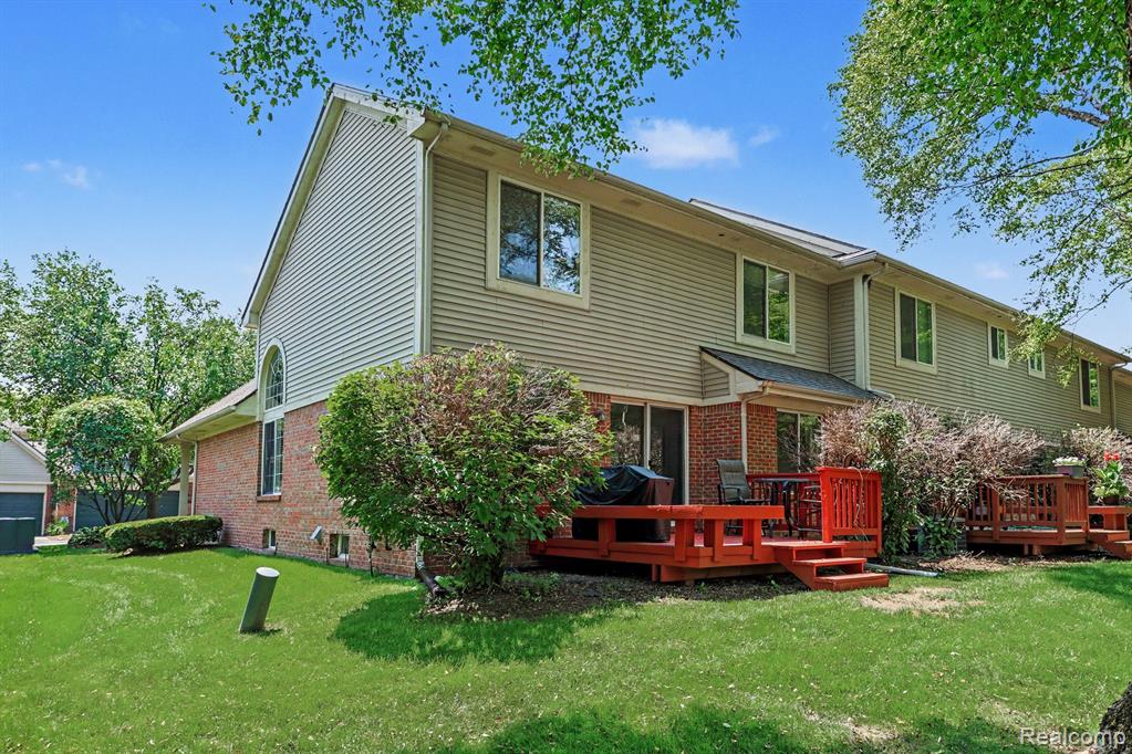 521 Macwilliams Lane, 11, Royal Oak, MI 48067 — Photo 34