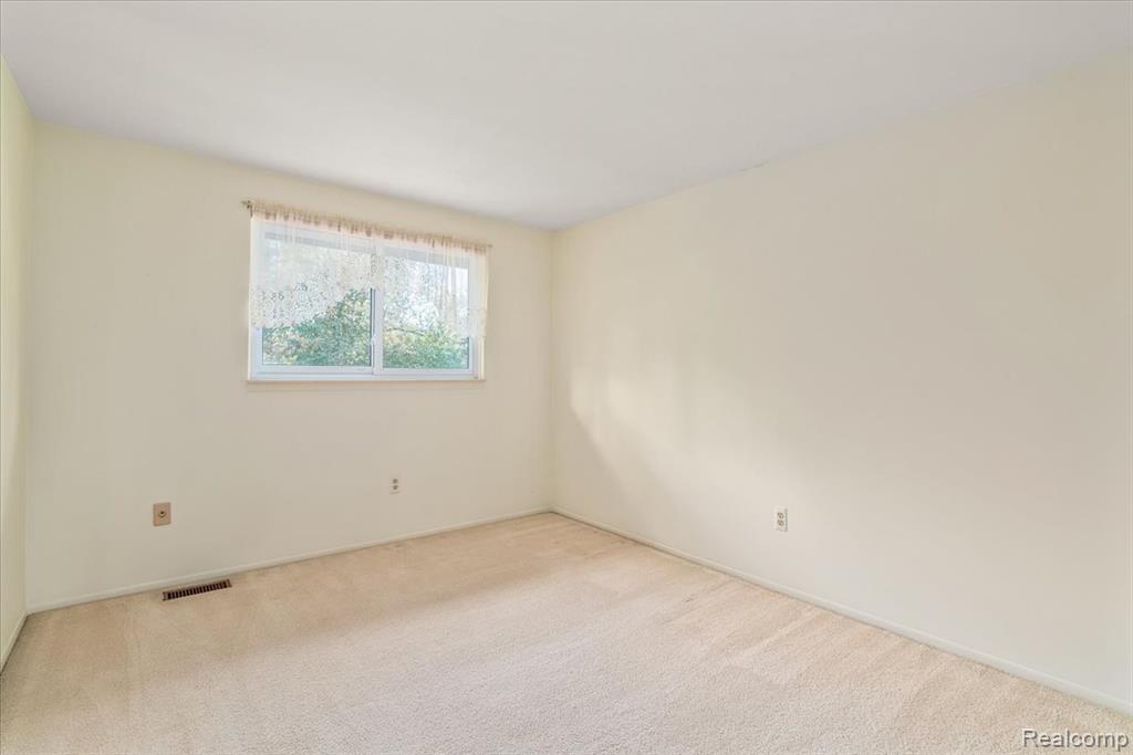6877 Pittsford Street, Canton, MI 48187 — Photo 52