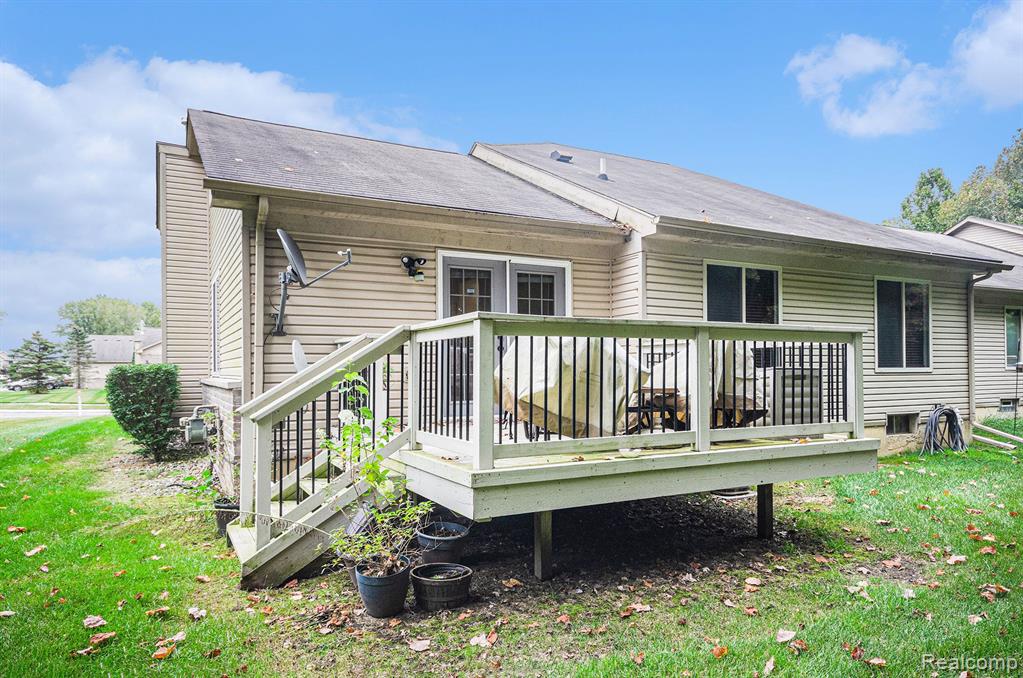 17432 N LUCILLE Circle, New Boston, MI 48164 — Photo 20