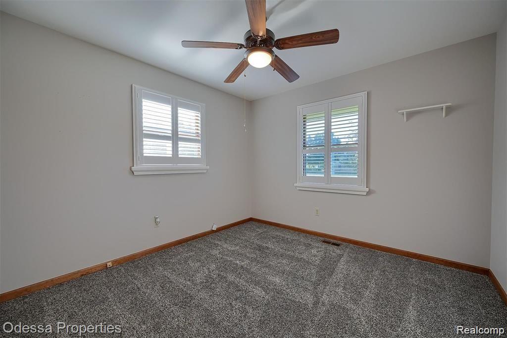 16185 24 MILE Road, Macomb, MI 48042 — Photo 18