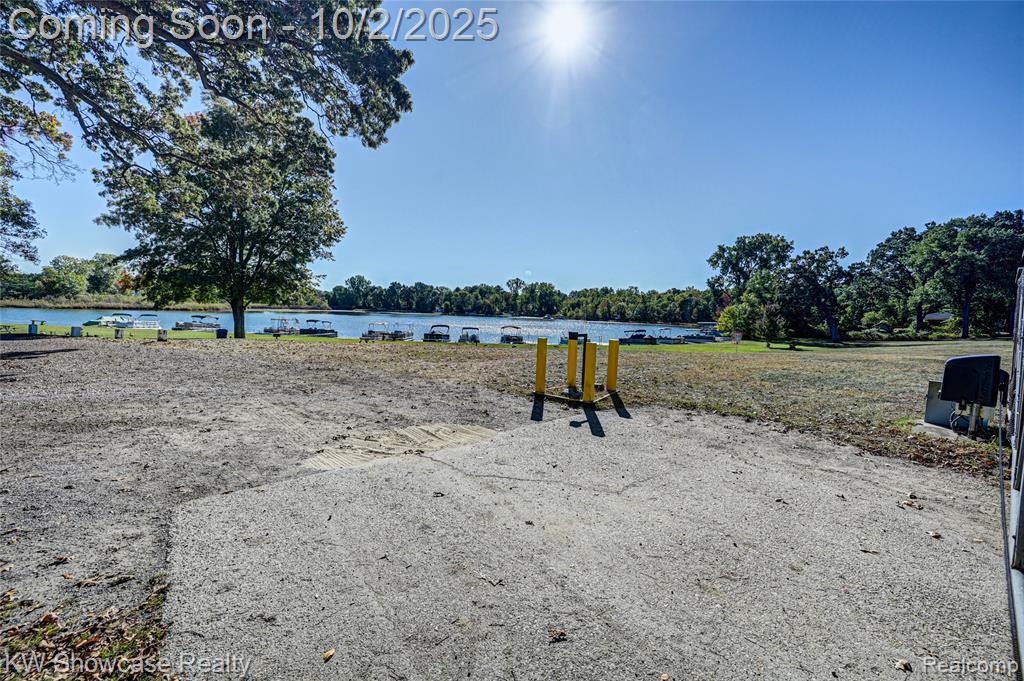 5596 Eldridge Drive, Waterford, MI 48327 — Photo 49
