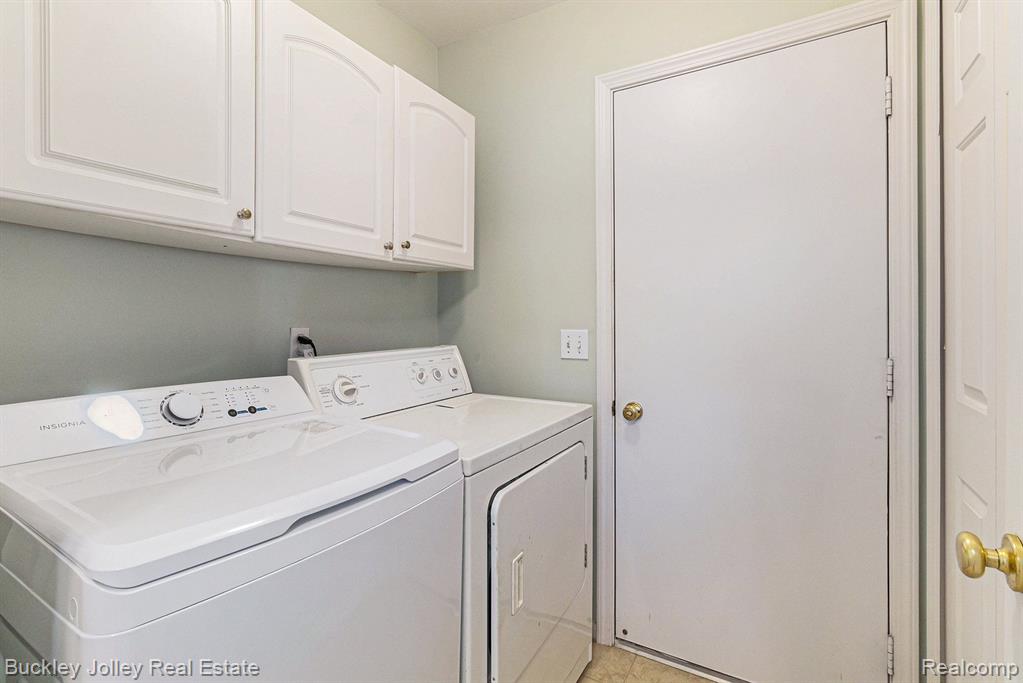 4419 WILLOW VIEW Court, Howell, MI 48843 — Photo 19