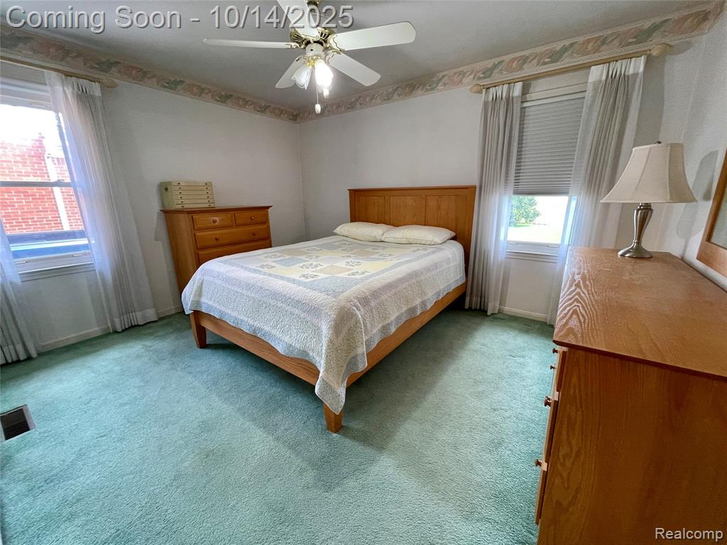 9325 RUTH AVE, Allen Park, MI 48101 — Photo 24