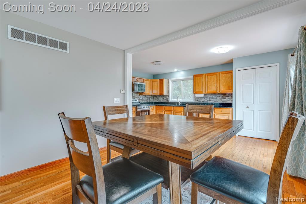43470 Algonquin Drive, Novi, MI — Photo 9