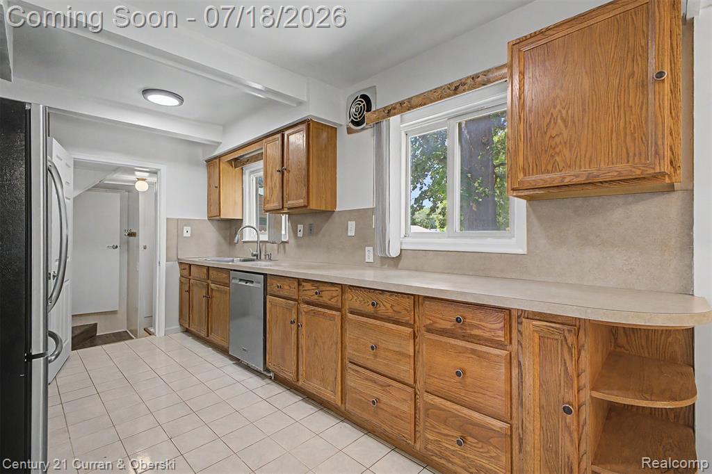 4124 Jackson Street, Dearborn Heights, MI 48125 — Photo 9