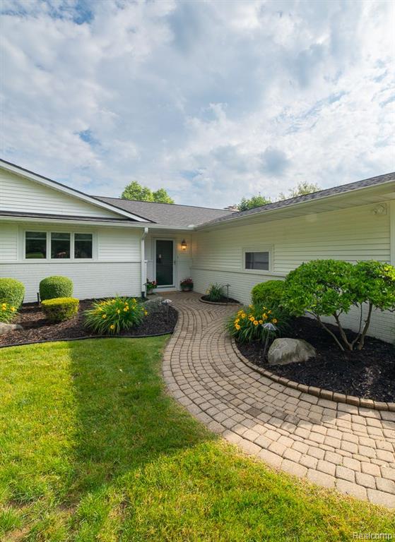 3648 WOODLAND Drive, Metamora, MI 48455 — Photo 3