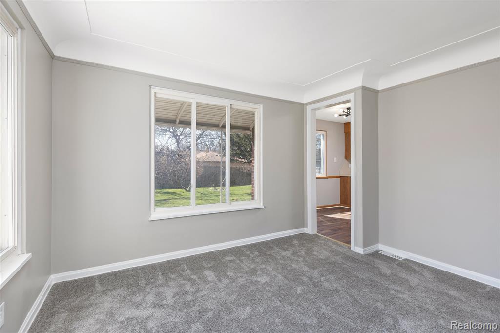 7258 COOLIDGE, Center Line, MI 48015 — Photo 13