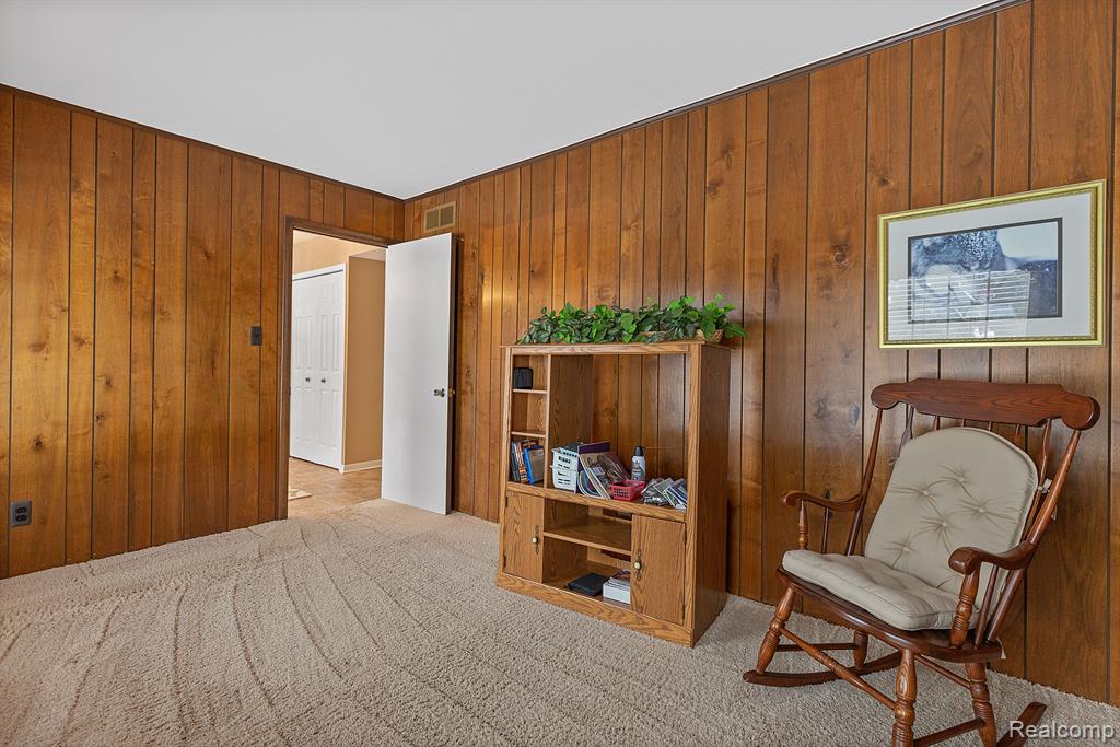 42126 BAINTREE Circle, Northville, MI 48168 — Photo 34