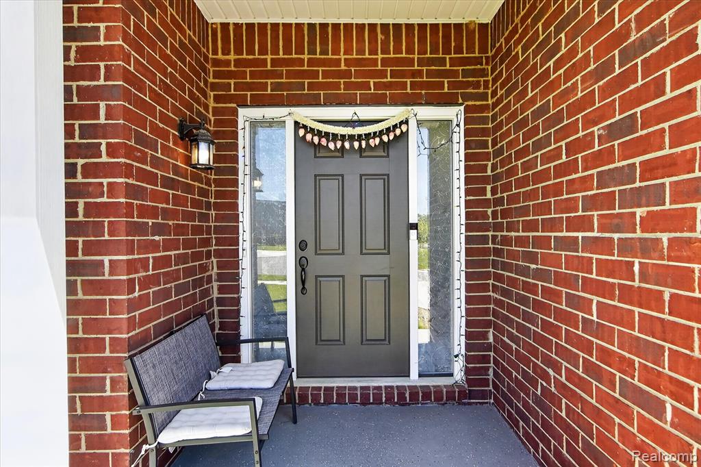 58676 Losino Drive, South Lyon, MI 48178 — Photo 5