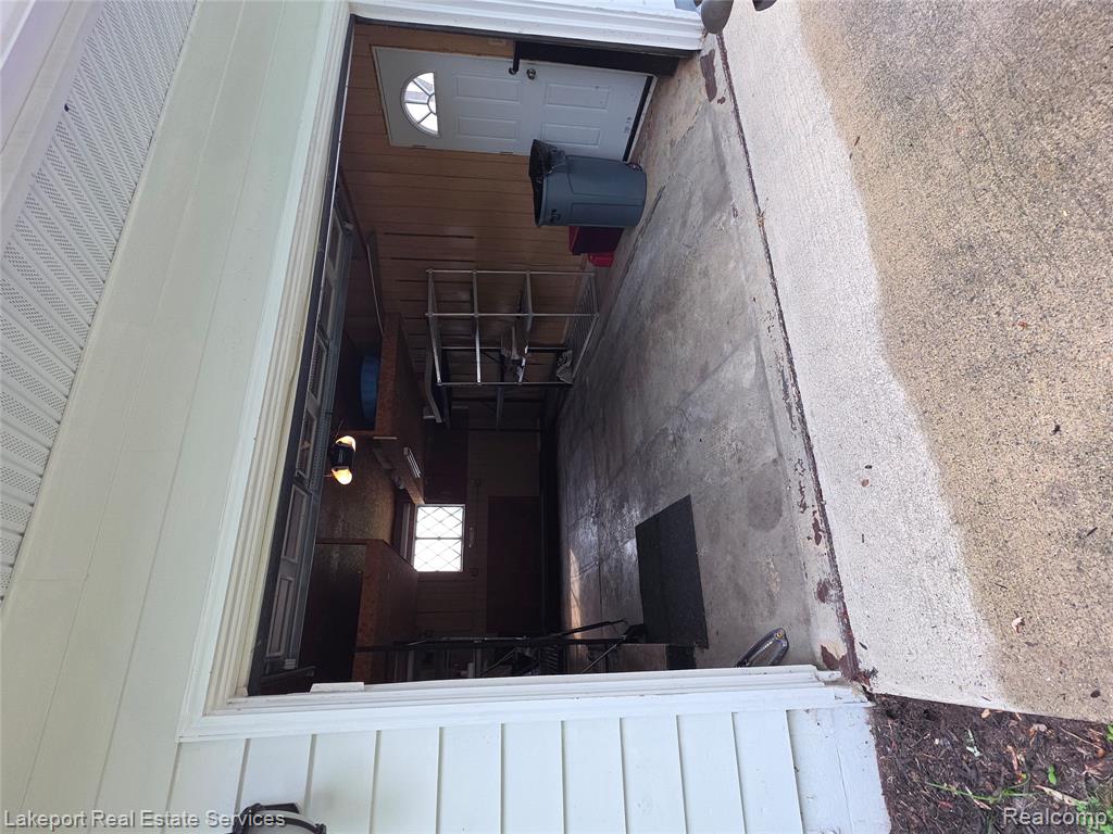 2549 Riverwood Dr Drive, Port Huron, MI 48060 — Photo 5