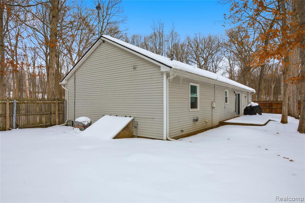 6522 Riverdale Road, Whitmore Lake, MI 48189 — Photo 27