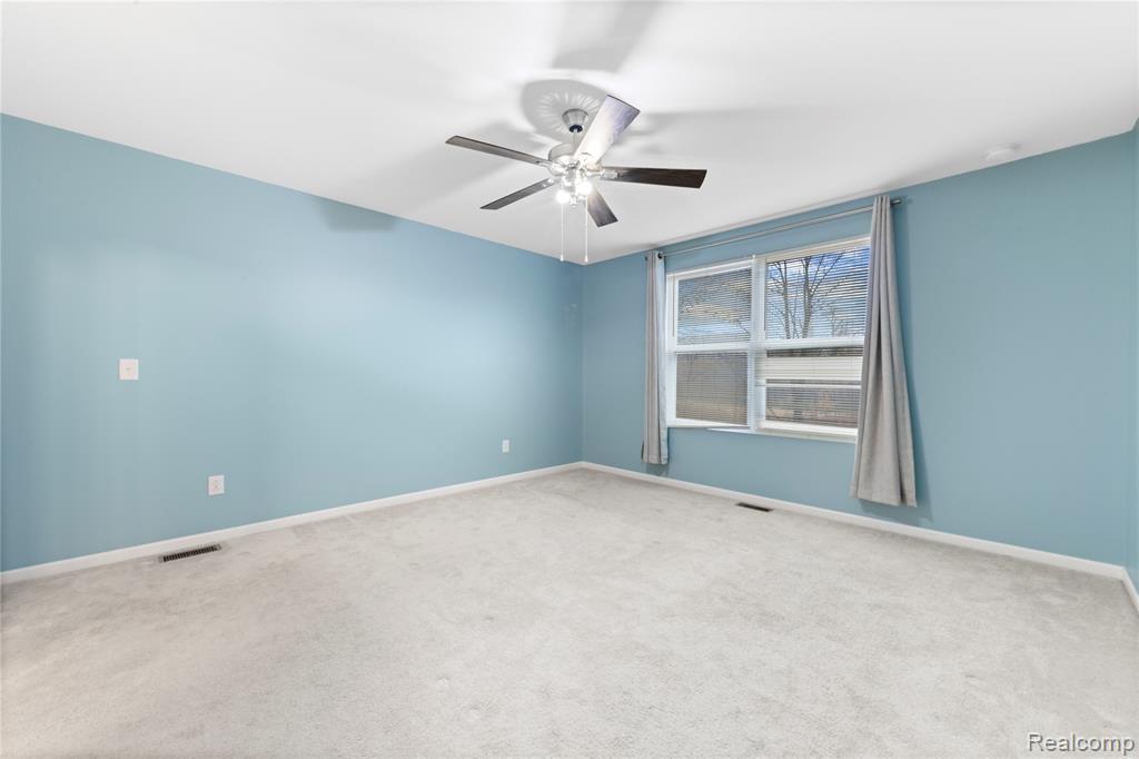 25835 Oberlin blvd, Novi, MI — Photo 32