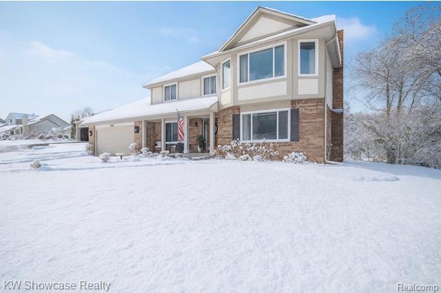 7936 Rampart Trail, Waterford, MI 48327 — front exterior