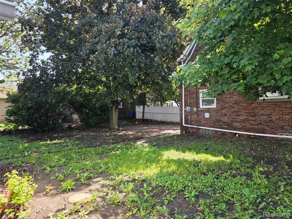 1332 Fort Park Boulevard, Lincoln Park, MI 48146 — Photo 7