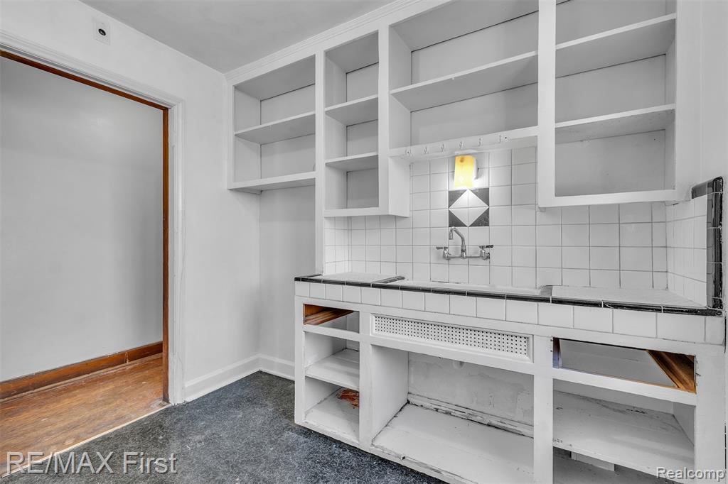 13991 Whitcomb Street, Detroit, MI 48227 — Photo 24
