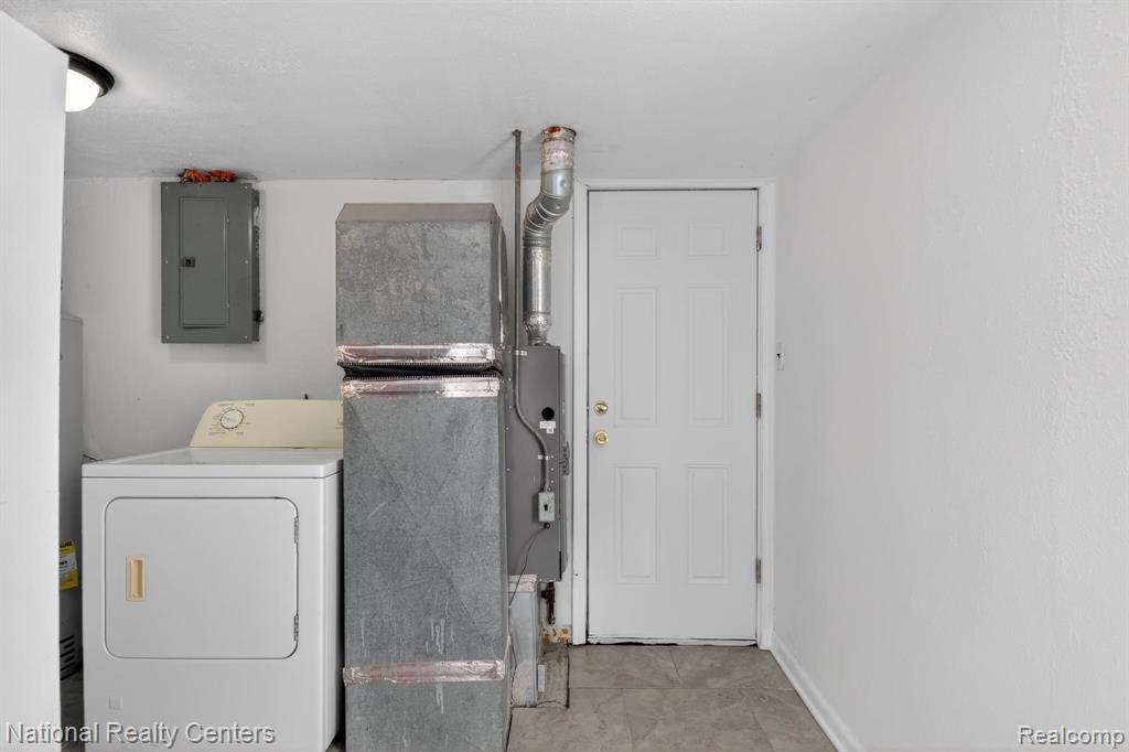 5672 N Linville Street, Westland, MI — Photo 21