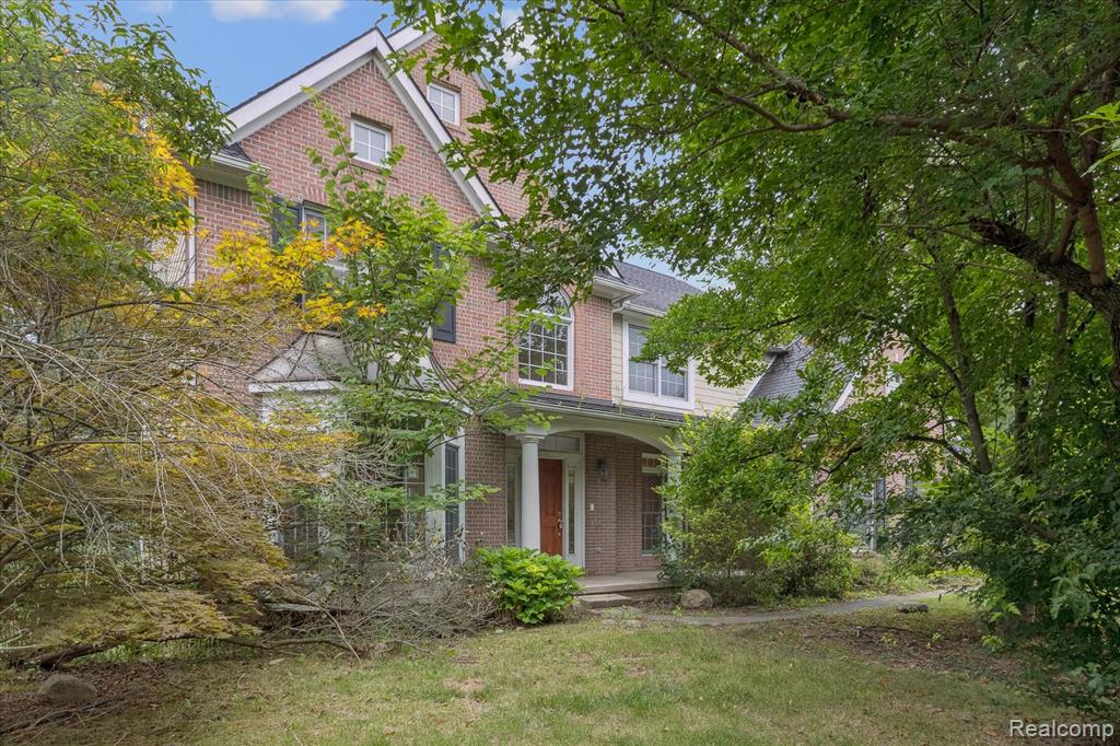 1068 Arboretum Court, Saline, MI 48176 — Photo 3