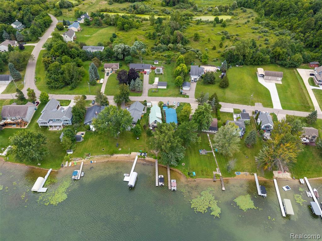 6102 Lakeview Park Drive, Linden, MI 48451 — Photo 34