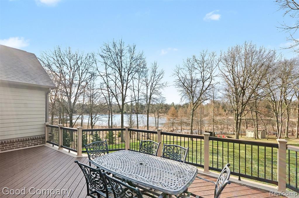 900 Watersmeet Drive, Oxford, MI 48371 — Photo 59