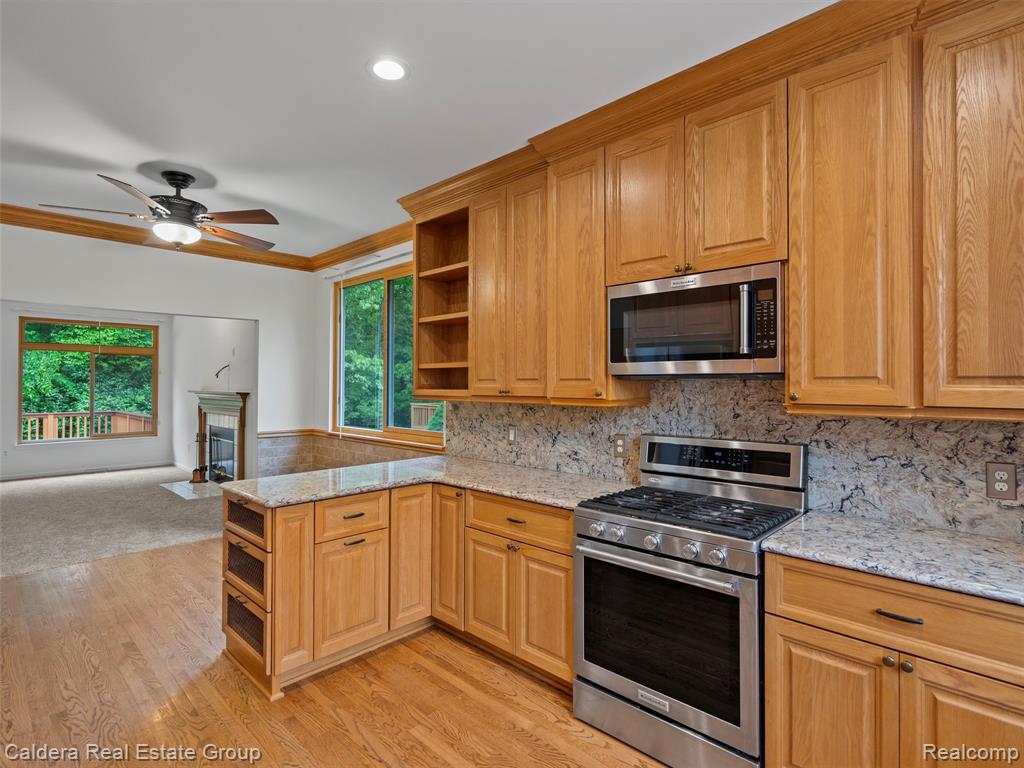 9862 Tioga Trail, Pinckney, MI 48169 — Photo 19