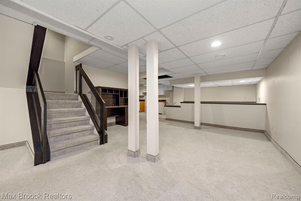 5547 MAPLE LEAF Court, West Bloomfield, MI — Photo 37