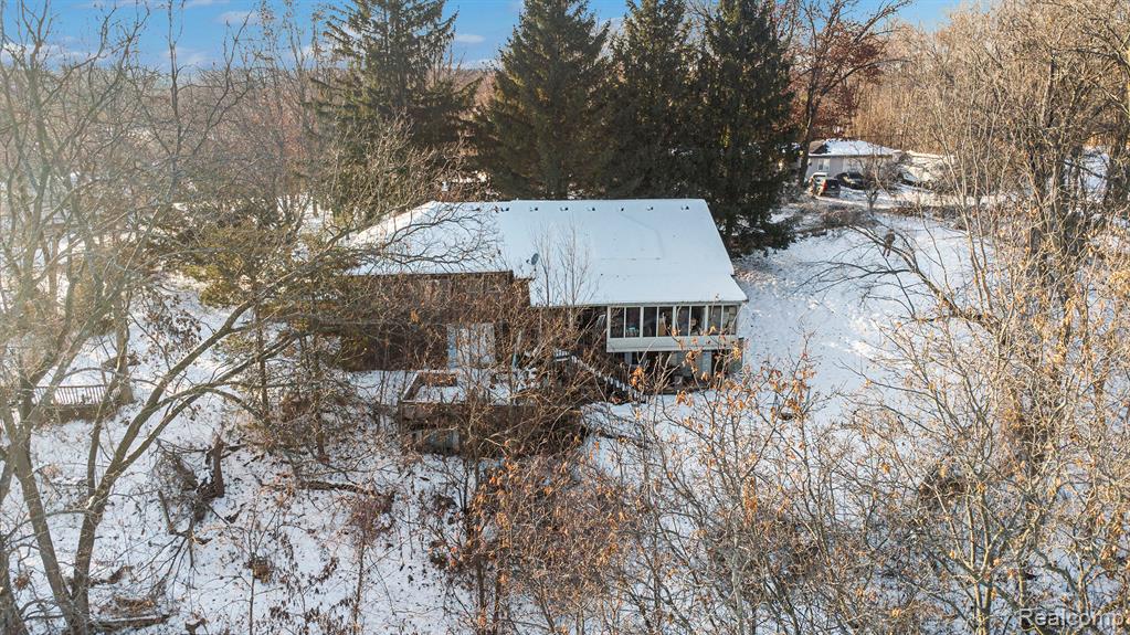 14325 Lakeshore Drive, Holly, MI 48442 — Photo 6