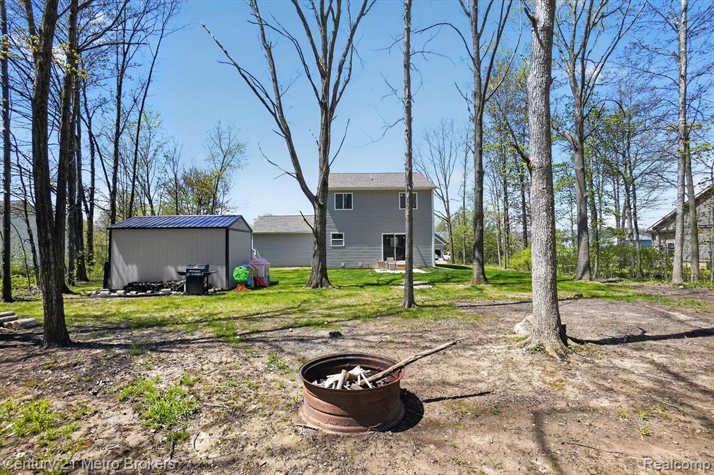 7205 Timberline Drive, Flint, MI 48507 — Photo 19