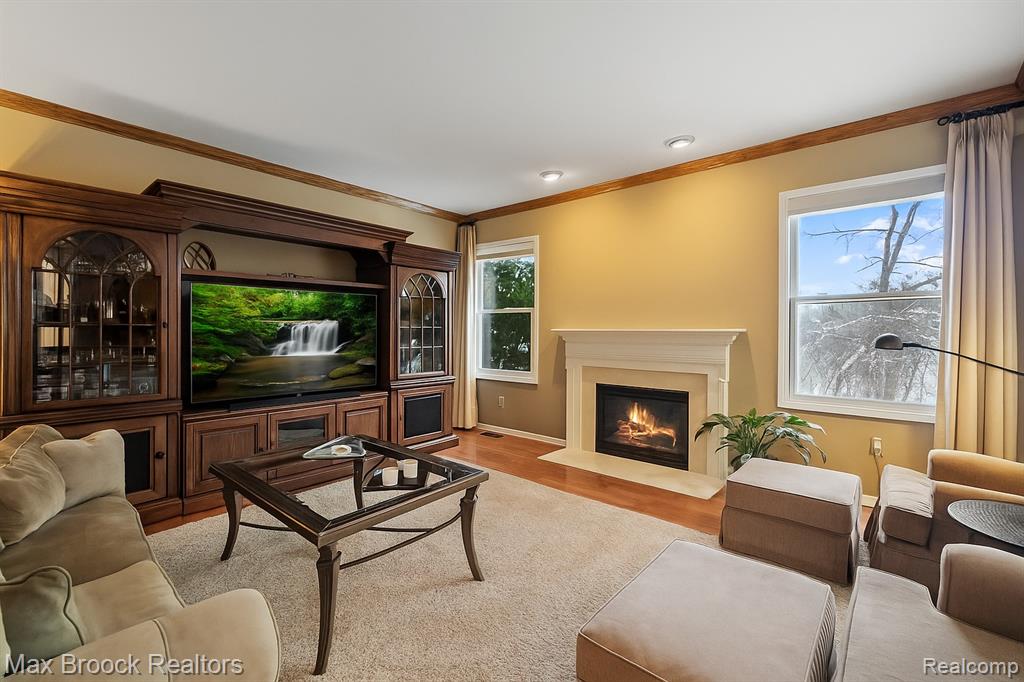 6144 Strawberry Circle, Commerce Twp, MI 48382 — Photo 9