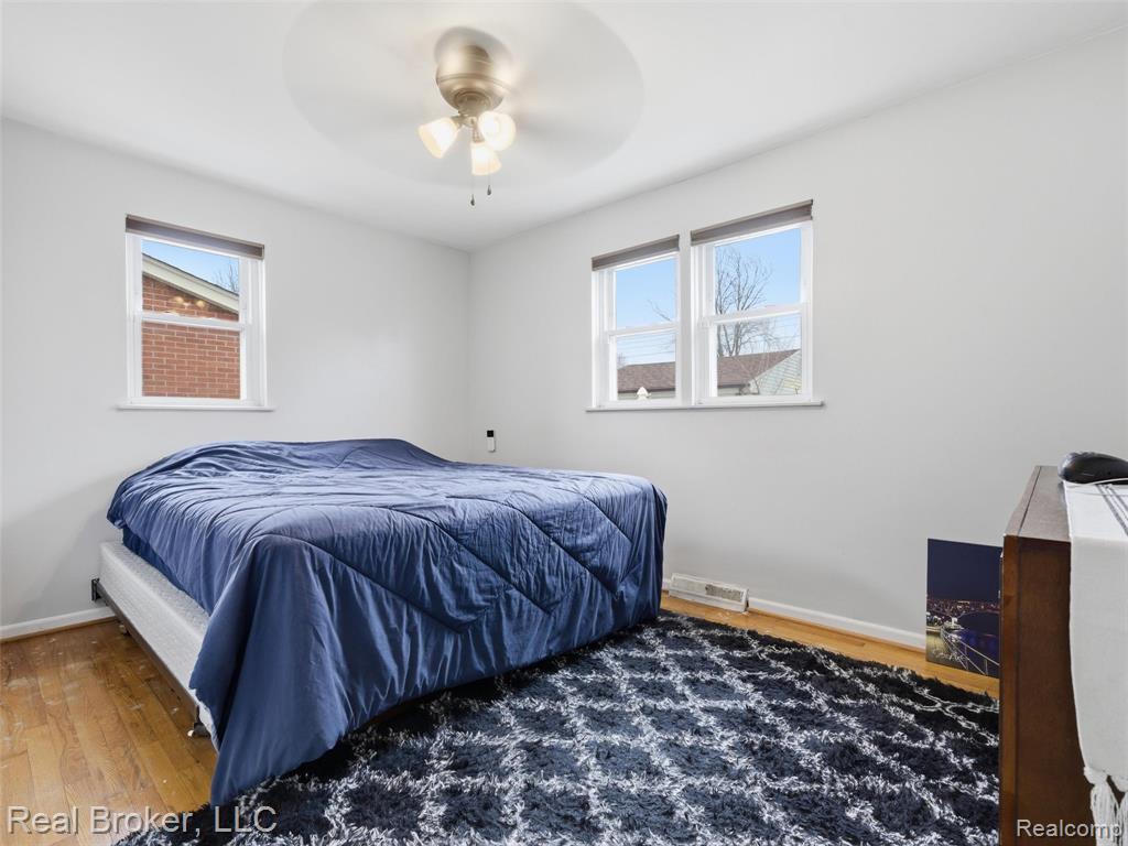 1584 Beaupre Avenue, Madison Heights, MI 48071 — Photo 6