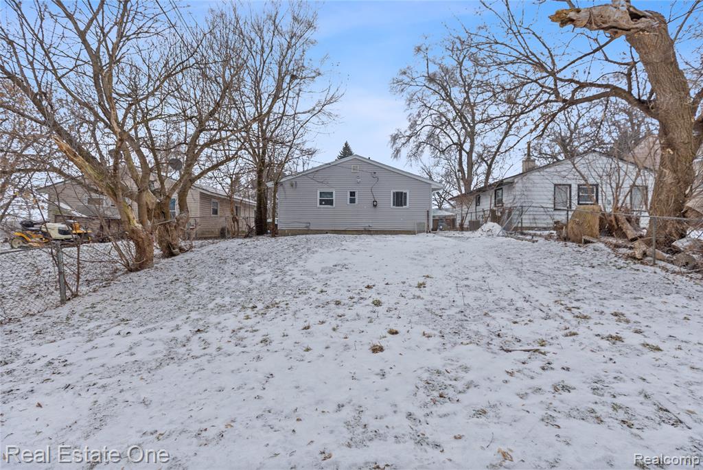 414 Kenilworth Avenue, Pontiac, MI 48342 — Photo 13