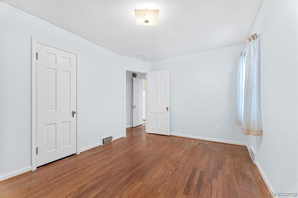 909 N Highland Street, Dearborn, MI 48128 — Photo 10
