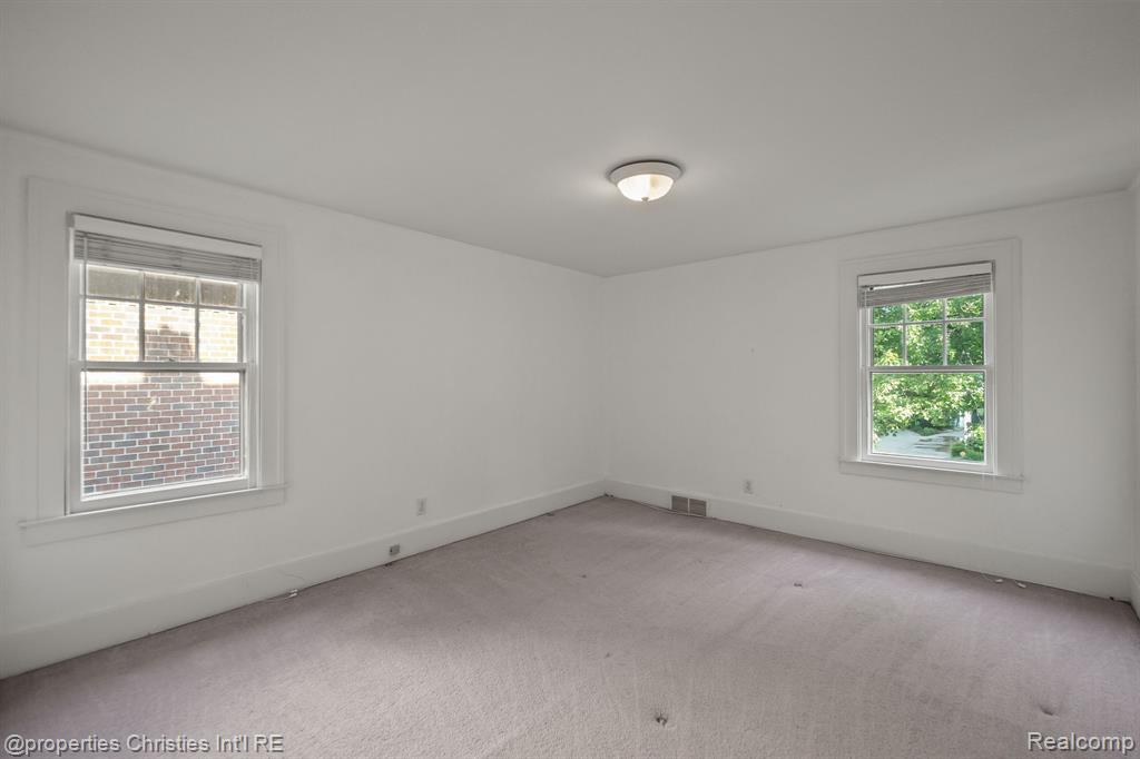 532 Wallace Street, Birmingham, MI 48009 — Photo 21