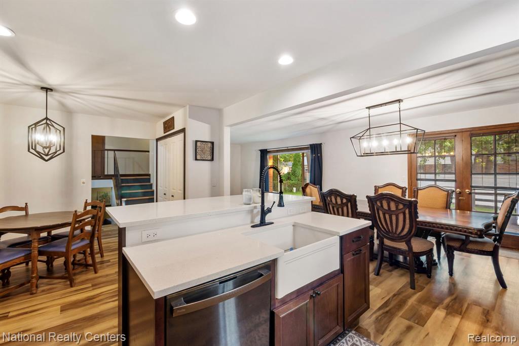 5785 Patterson Drive, Troy, MI 48085 — Photo 19