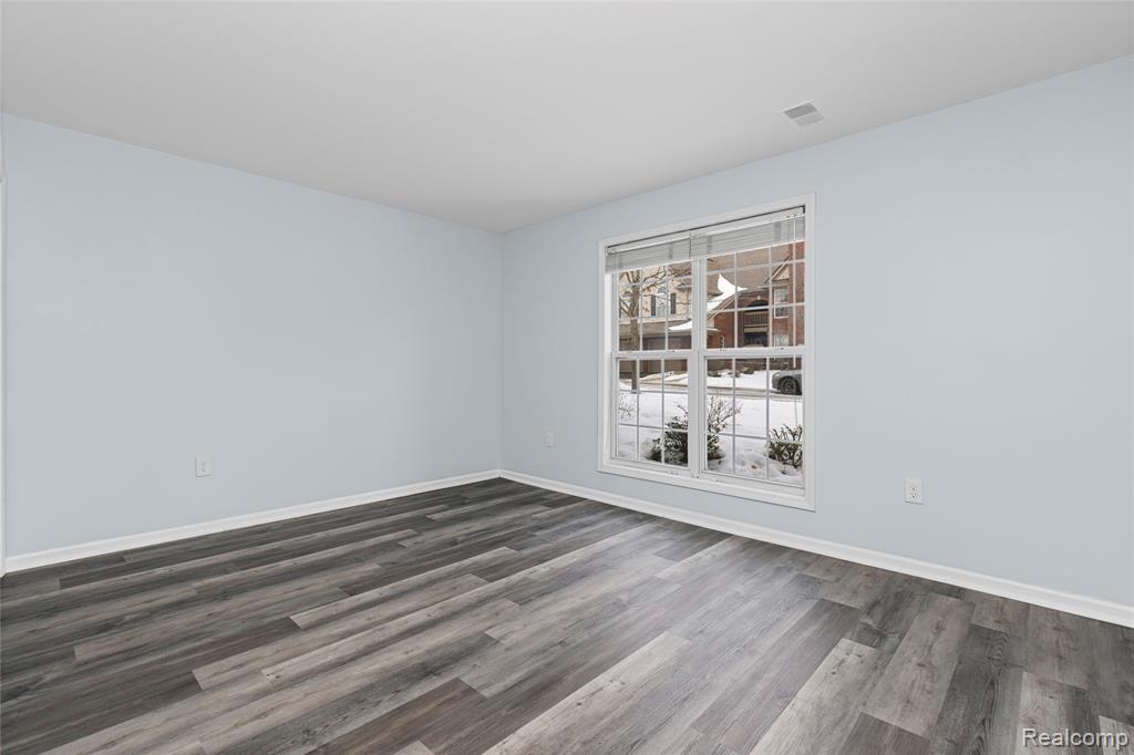 28139 Carlton Way Drive, Novi, MI 48377 — Photo 25
