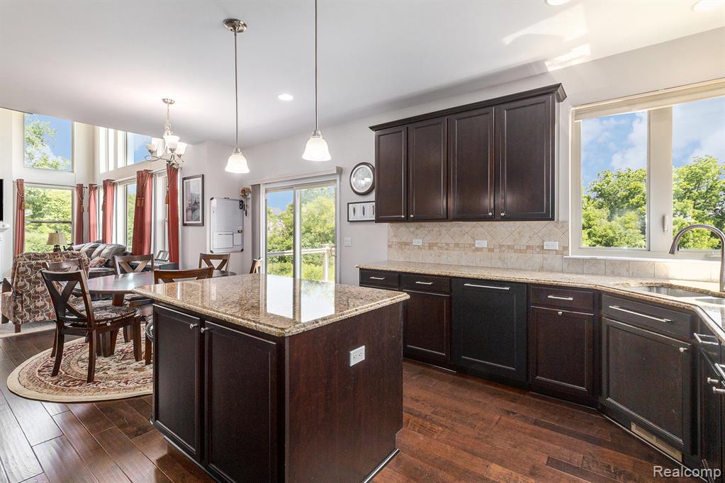 51068 Upland View Street, Canton, MI 48188 — Photo 8