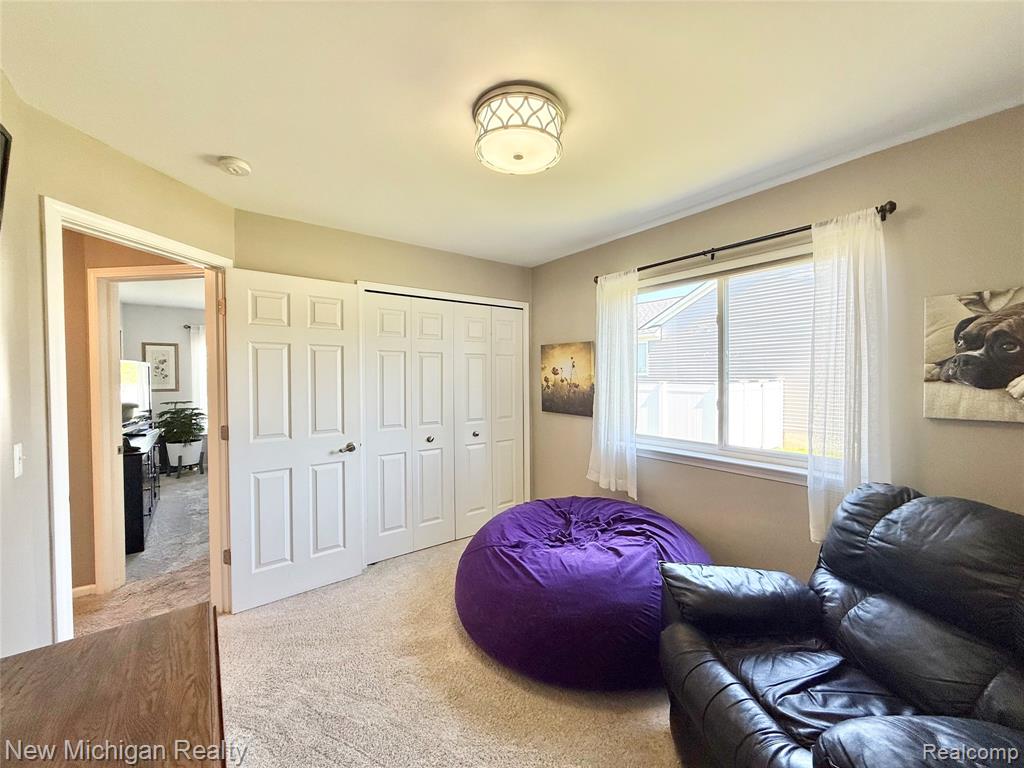 8205 Peninsula Circle, Grand Blanc, MI 48439 — Photo 18